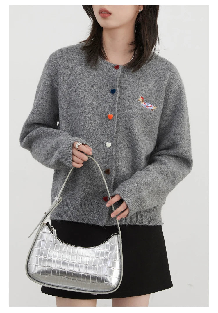 Casual knitted sweater with dog embroidery