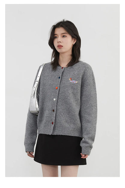 Casual knitted sweater with dog embroidery