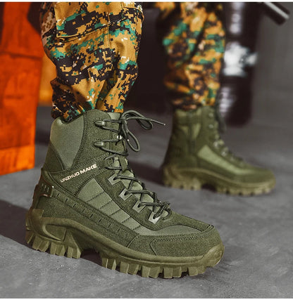 Wear-resistant ankle boots for hunting and walking