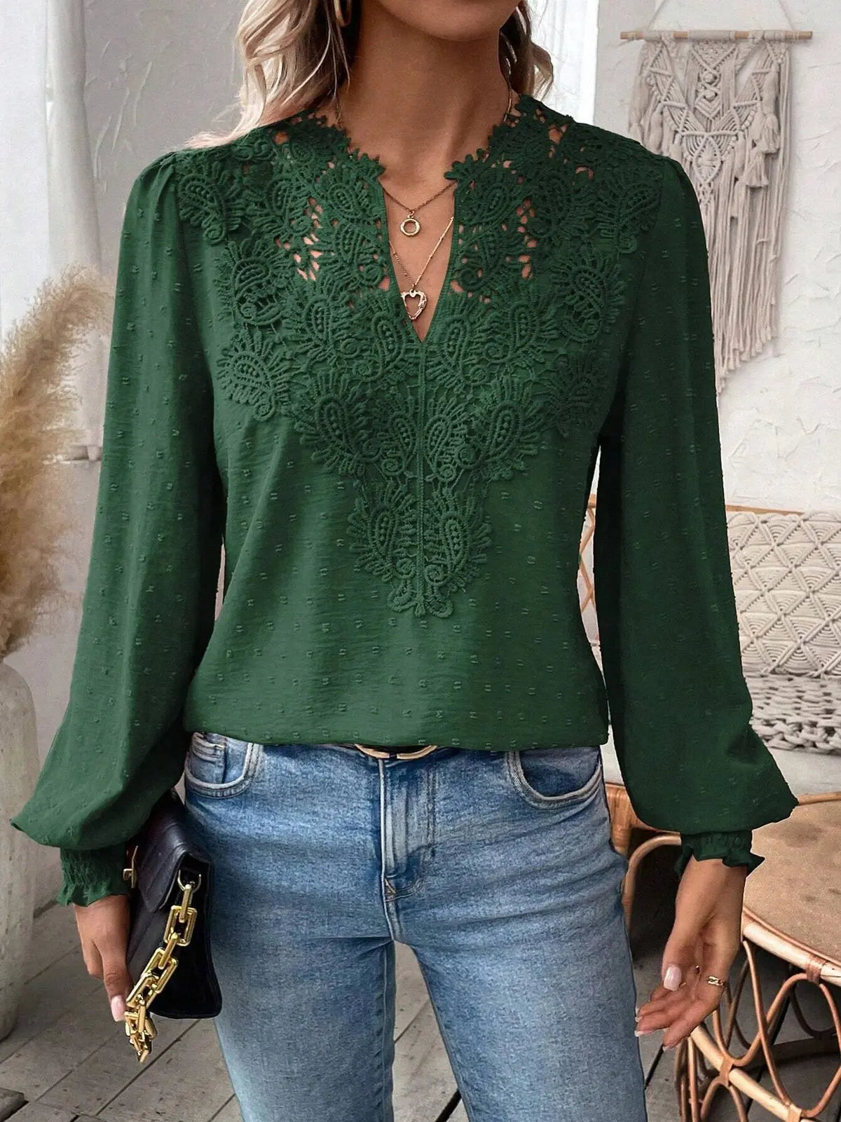 Women’s long-sleeve V-neck lace -trendy puff sleeve pullover