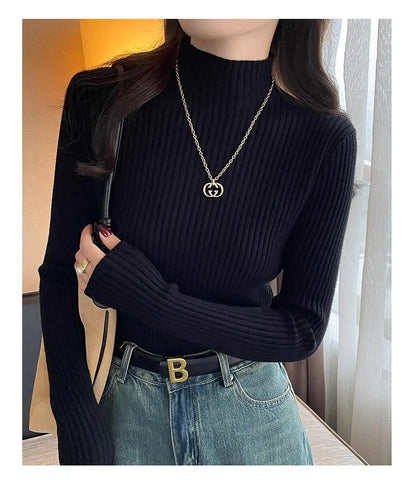 Women’s turtleneck long-sleeve pullover sweater