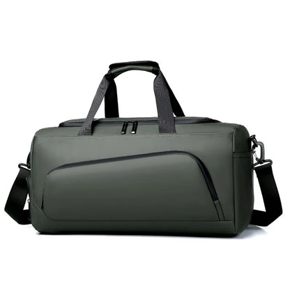 Large-capacity sports and gym duffel bag