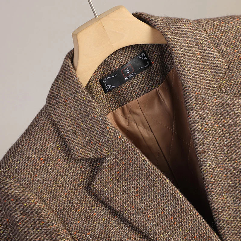 Autumn/winter office coat for ladies