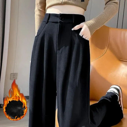 Straight-leg plush thermal trousers for casual wear