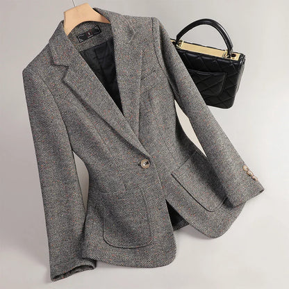 Autumn/winter office coat for ladies