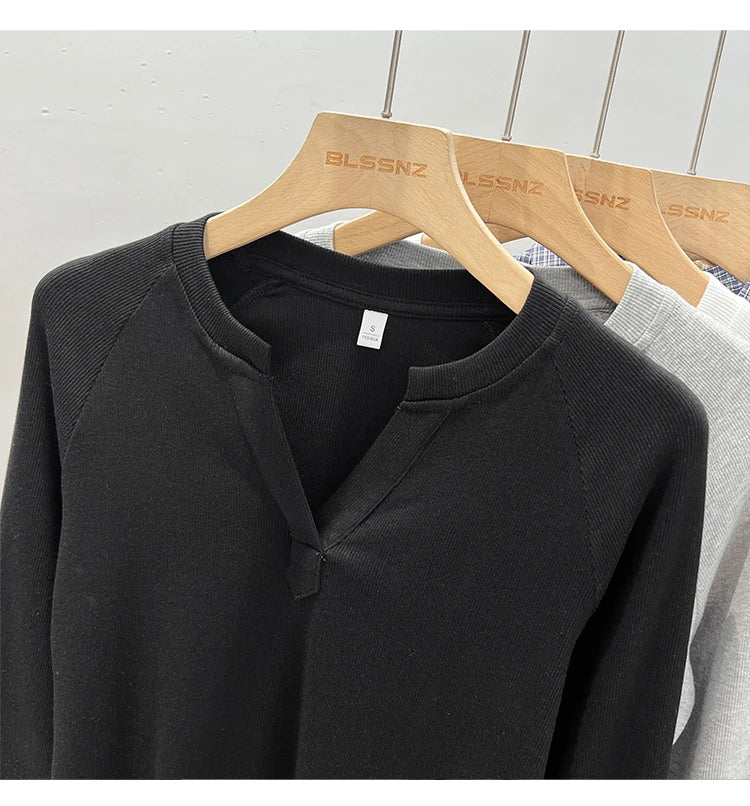 Women’s slim-fit V-neck long-sleeve T-shirt