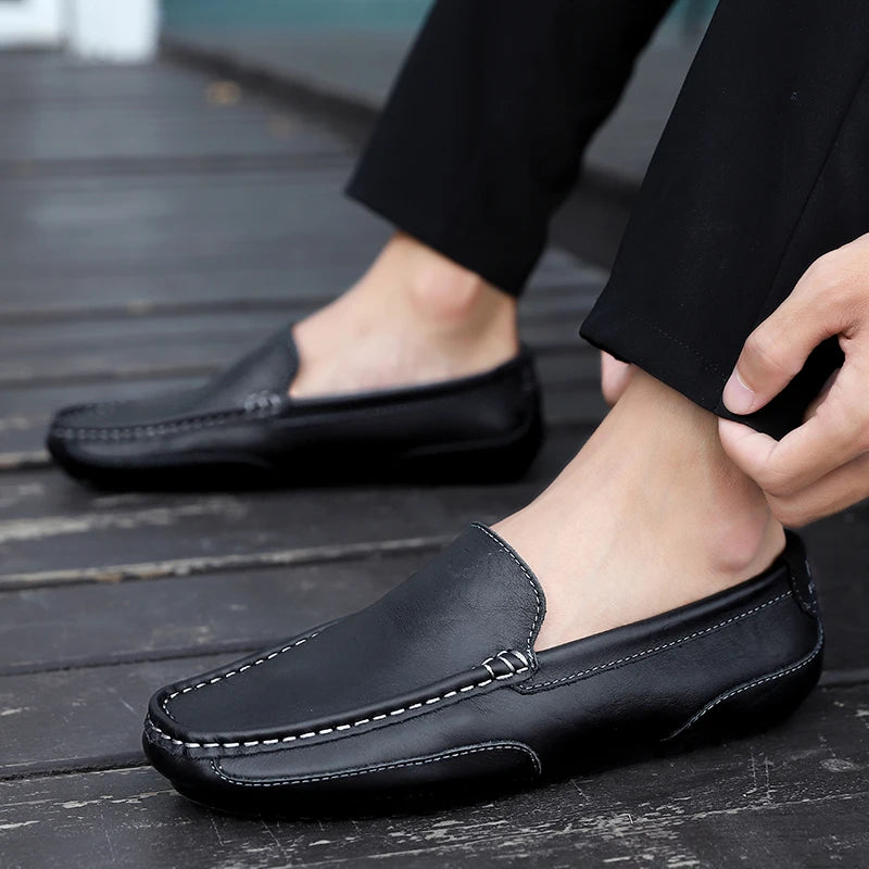 Stylish men’s classic moccasins for work and outings