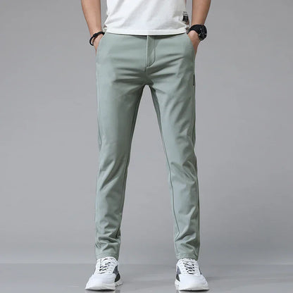 Breathable spring/summer golf and sports trousers