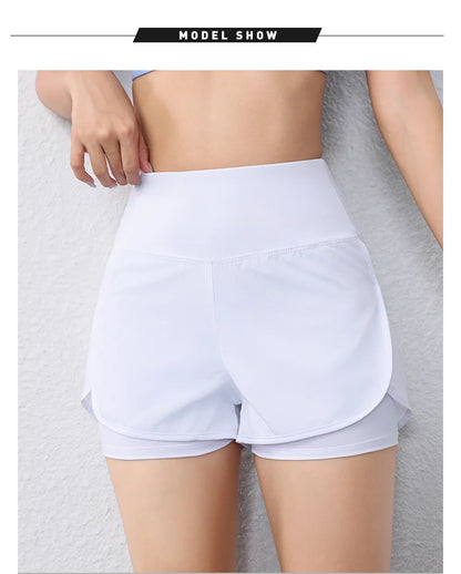 Layered sports shorts with pockets for yoga and fitness