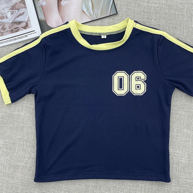 Fashionable retro Brazil print streetwear crop top