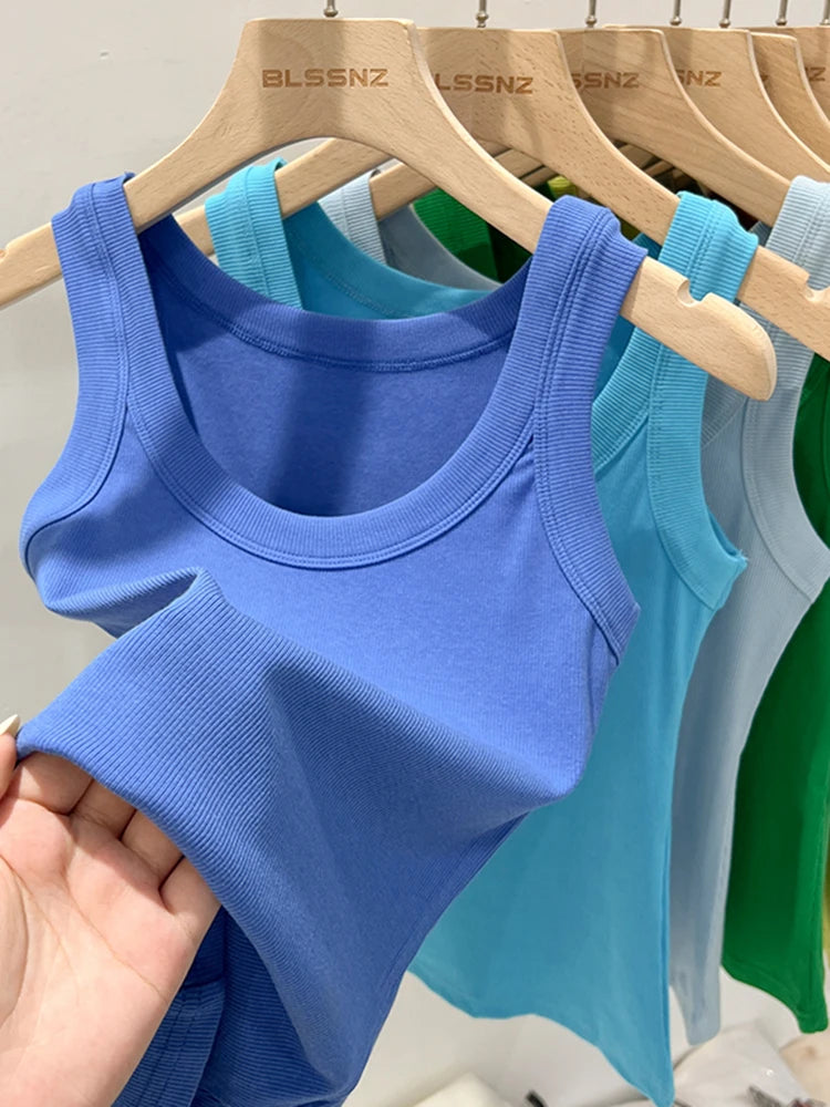 Women’s solid round-neck ribbed tank top
