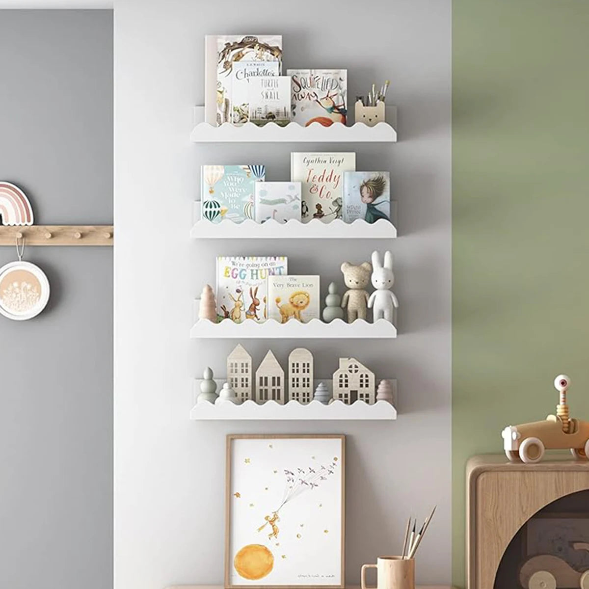 Boho Wall-Mounted Shelf, Wooden Floating Shelf for Kids' Room, Nursery Wall Decor, Scalloped Edge Display Shelf for Storage