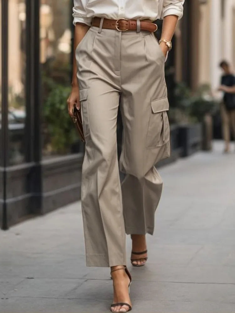 Women’s khaki high-waist cargo pants with pockets