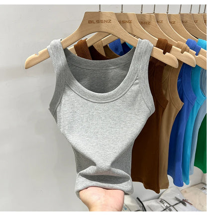 Women’s solid round-neck ribbed tank top