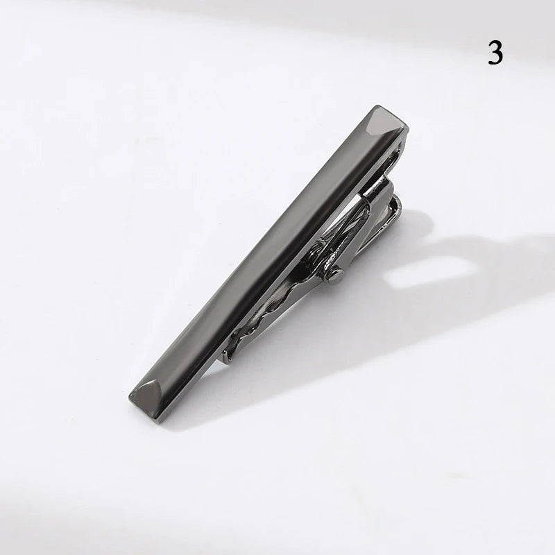 Elegant crystal tie bar for gentleman’s accessories