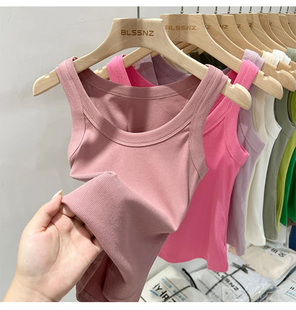 Women’s solid round-neck ribbed tank top