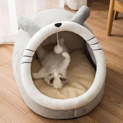 Cartoon-style cat bed—foldable, washable, and cozy for pets