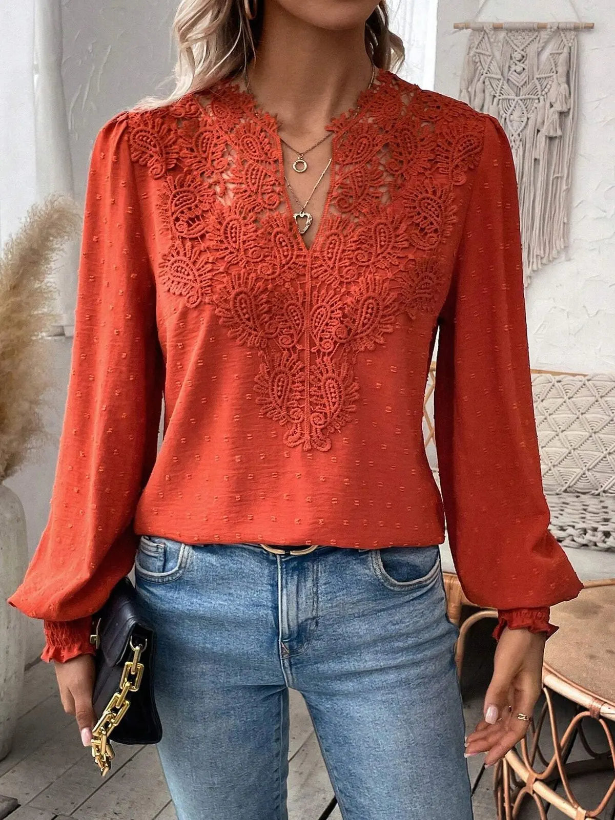 Women’s long-sleeve V-neck lace -trendy puff sleeve pullover