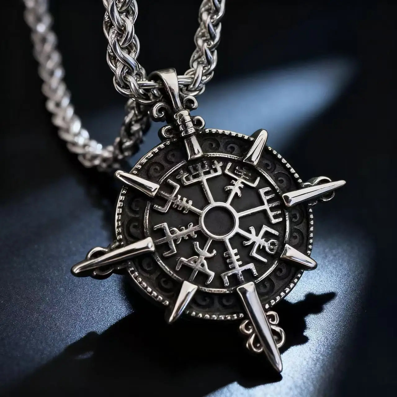 Men’s 316L stainless steel Viking rune compass necklace