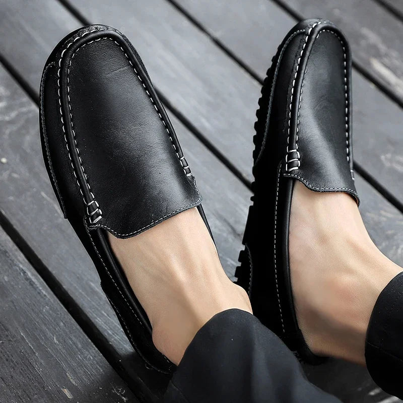 Stylish men’s classic moccasins for work and outings