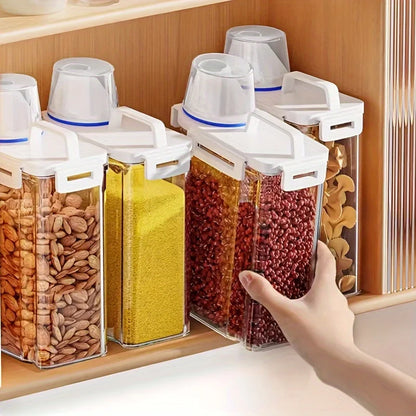 1PC sealed storage container 2.5L portable food storage box with lid suitable for storing grains, flour, rice in the kitchen