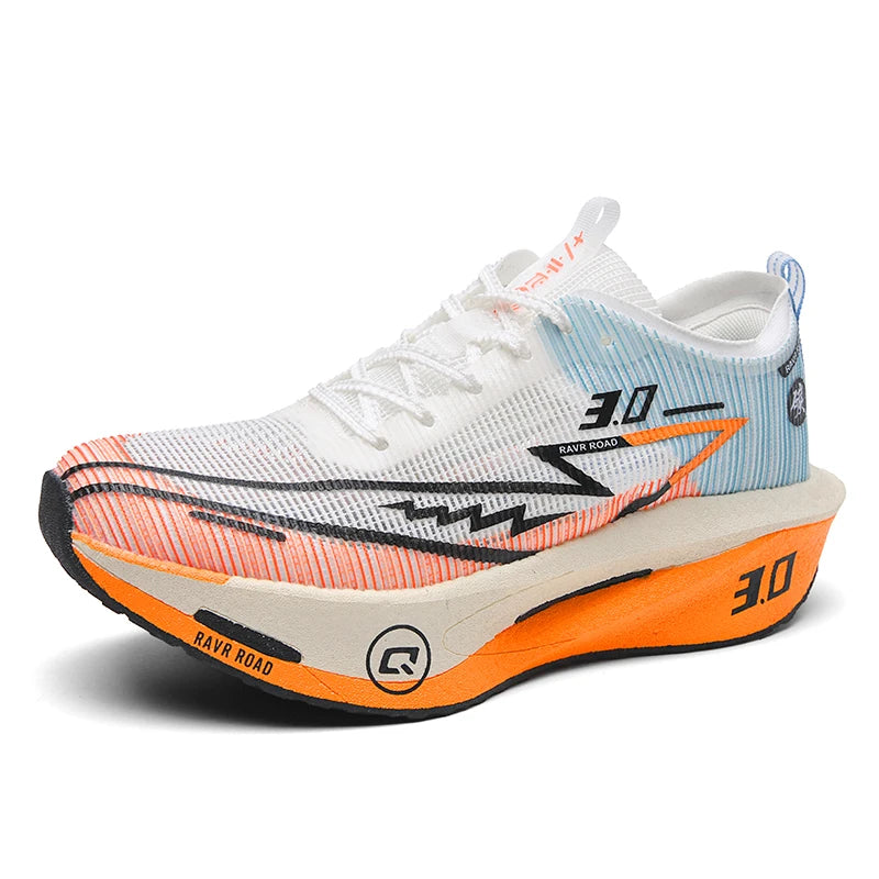 Stable, wear-resistant sports sneakers for training