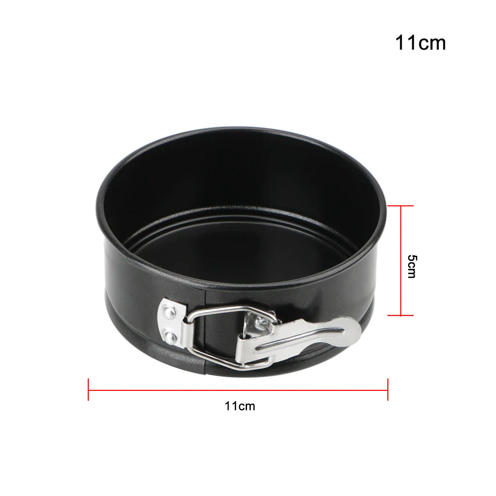 Removable-bottom round cake pan—non-stick carbon steel bakeware