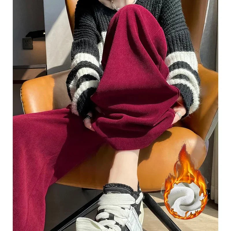 Straight-leg plush thermal trousers for casual wear