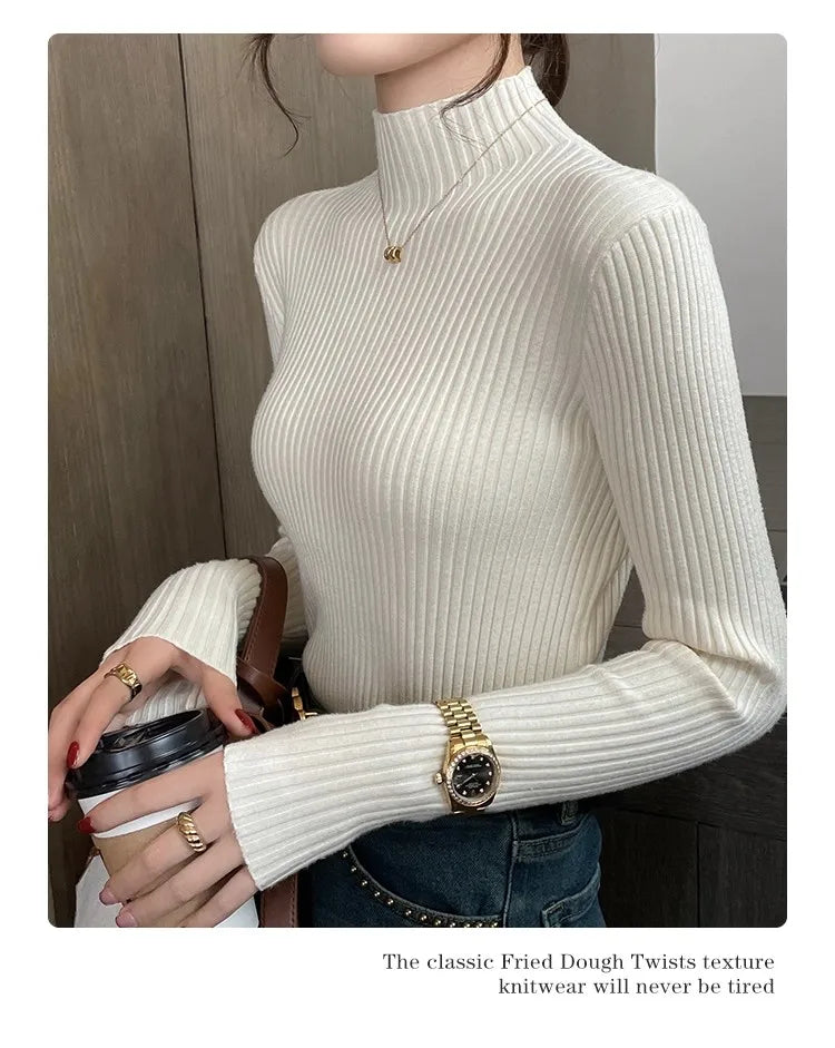 Women’s turtleneck long-sleeve pullover sweater