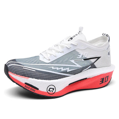 Stable, wear-resistant sports sneakers for training