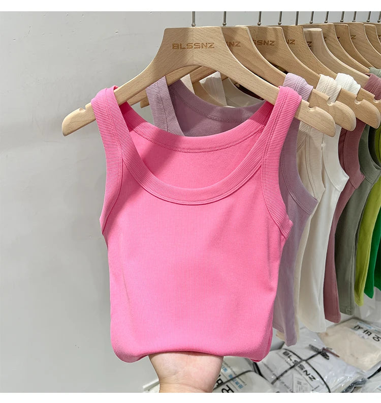 Women’s solid round-neck ribbed tank top
