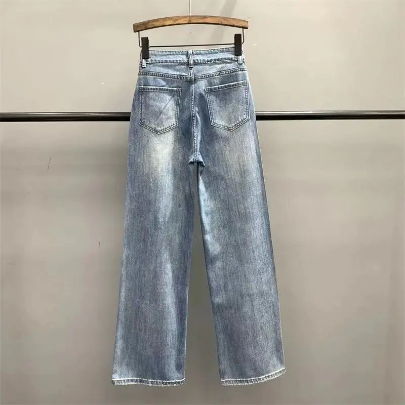 Loose straight-leg floor-length jeans with letter embroidery