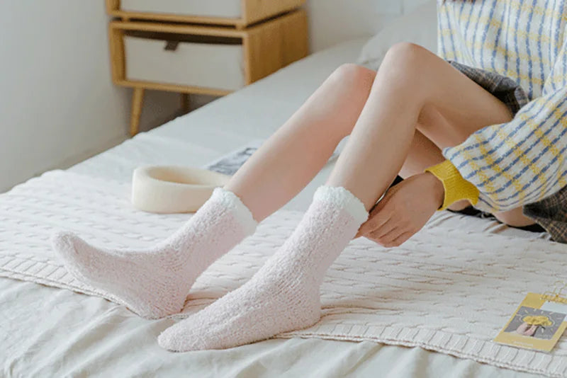 4 Pairs Women’s Fuzzy Socks – Warm, Thick & Soft
