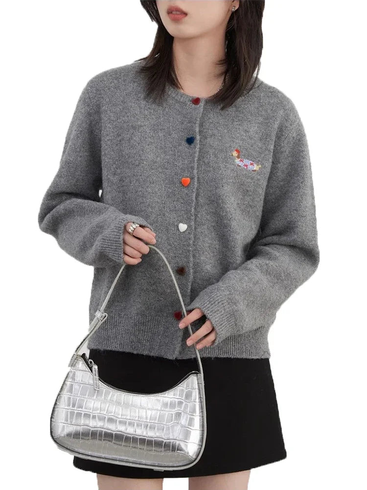 Casual knitted sweater with dog embroidery