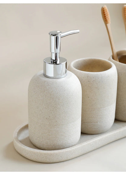 Functional 5-piece set for modern bathroom organization