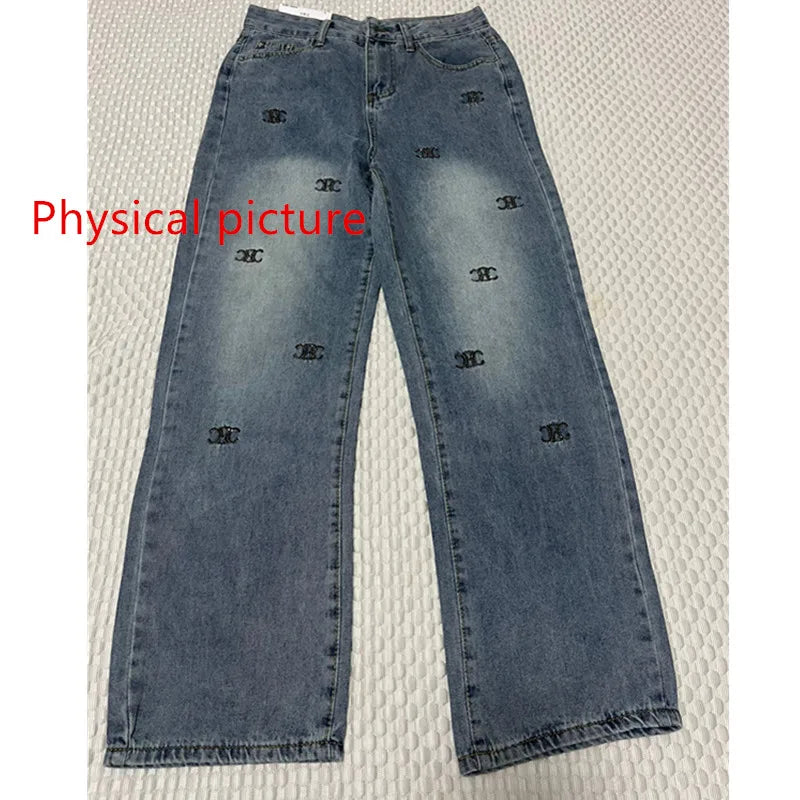 Loose straight-leg floor-length jeans with letter embroidery