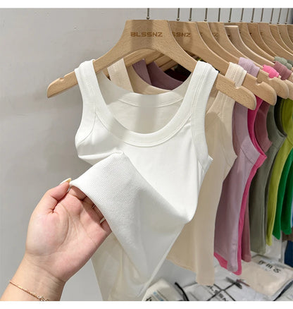 Women’s solid round-neck ribbed tank top