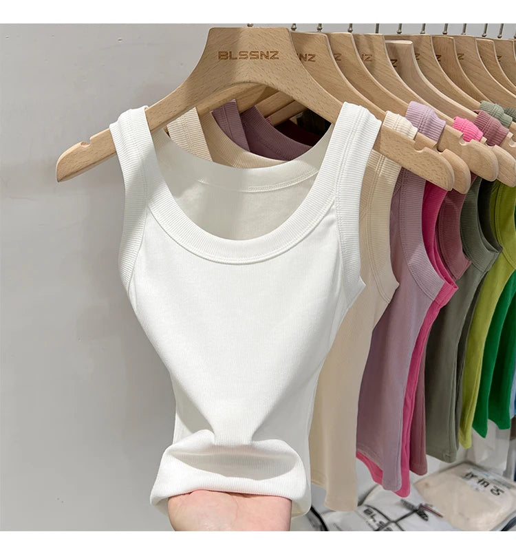 Women’s solid round-neck ribbed tank top