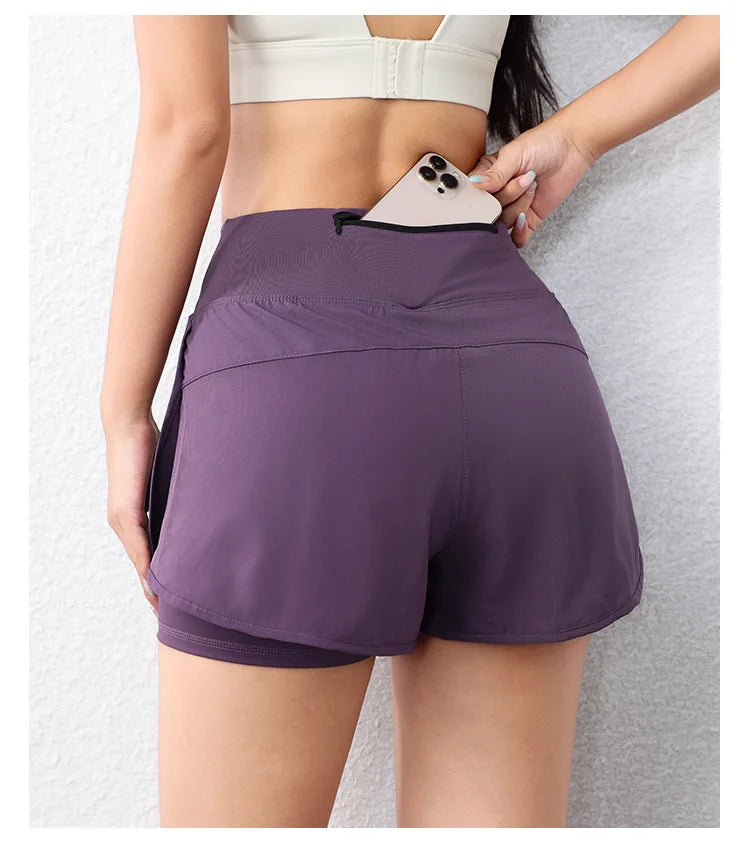 Layered sports shorts with pockets for yoga and fitness