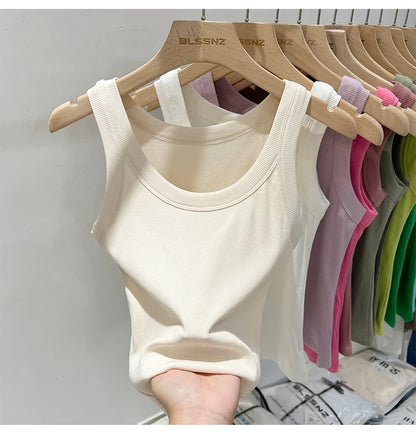 Women’s solid round-neck ribbed tank top