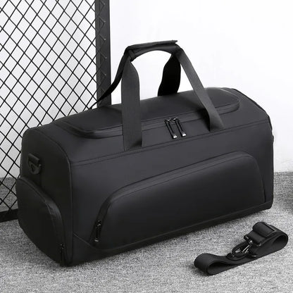 Large-capacity sports and gym duffel bag