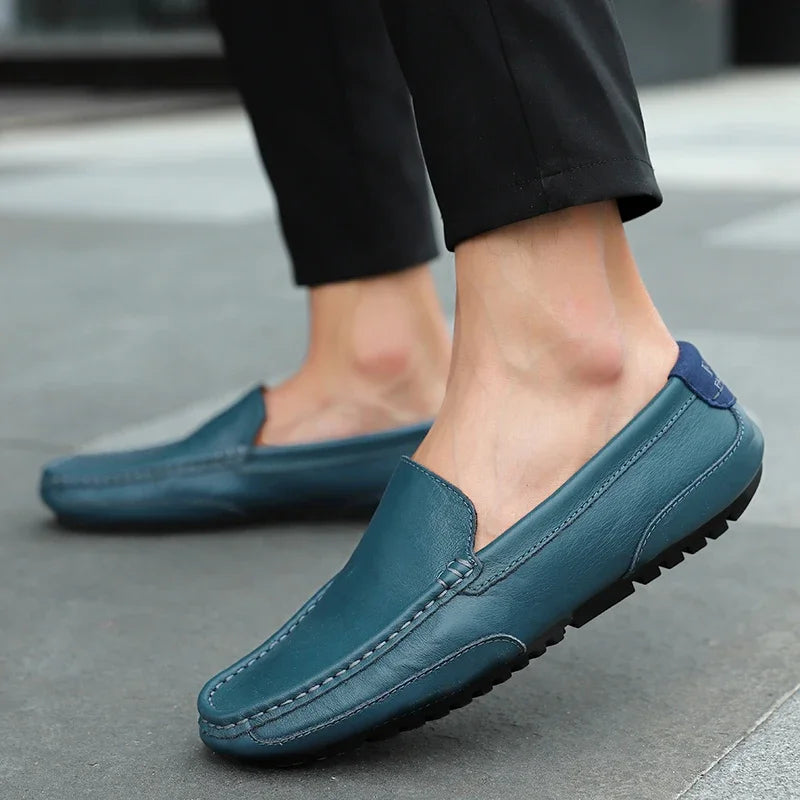 Stylish men’s classic moccasins for work and outings