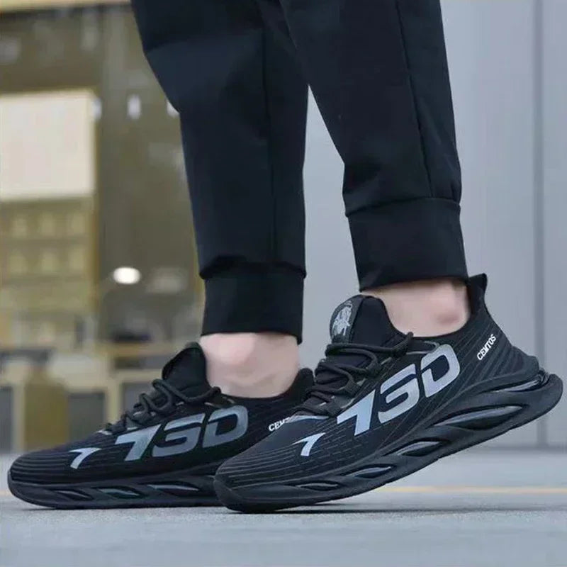 Men’s breathable mesh summer running shoes