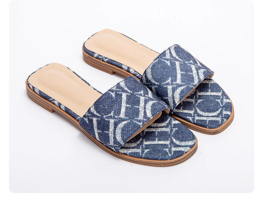 Classic Summer Sandals – Lightweight & Wearable Footwear